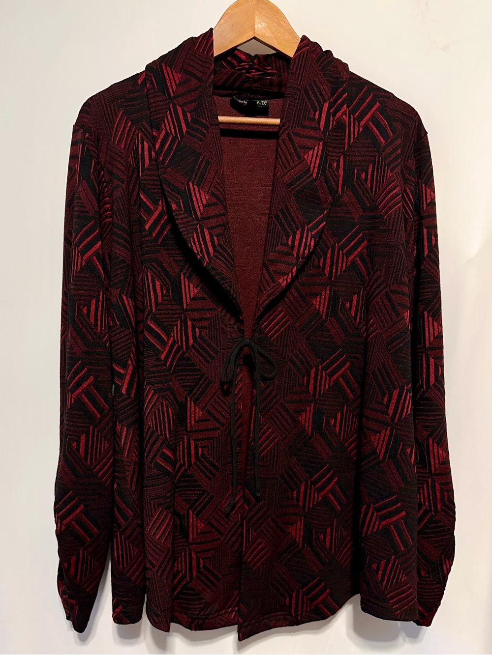 Designs by S.A.D. Red Black Geometric Tie Front Knit Blazer 16 Canada